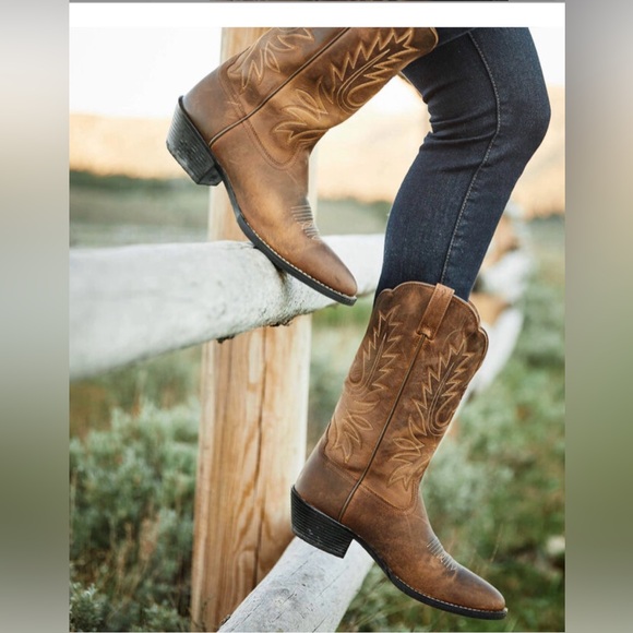 Ariat Western Heritage Browns Distressed Leather Boots 9.5 B Style No.10001021 - Picture 14 of 16